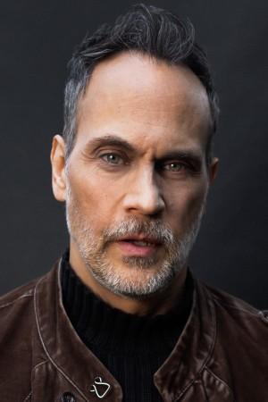 Picture of Todd Stashwick