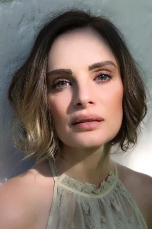 Picture of Gabrielle Anwar