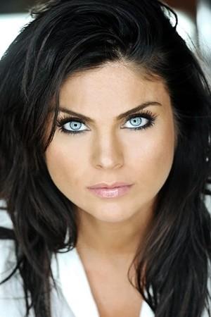 Picture of Nadia Bjorlin