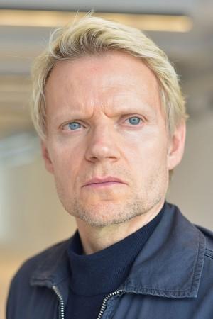 Picture of Marc Warren