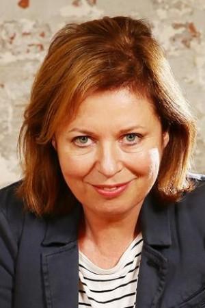 Picture of Gina Riley