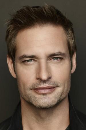Picture of Josh Holloway
