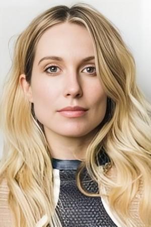 Picture of Sarah Carter