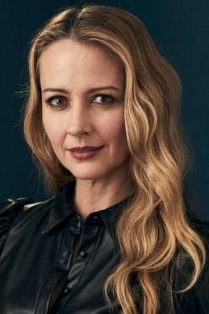 Picture of Amy Acker