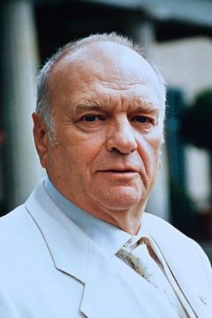 Picture of Dieter Kirchlechner
