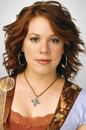 Picture of Lynsey Bartilson