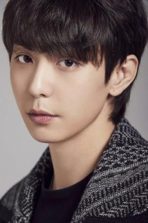Picture of Hyun Woo