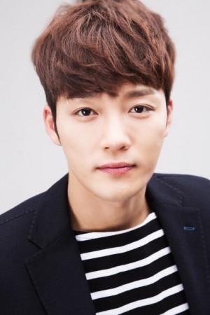 Picture of Kim Jin-woo
