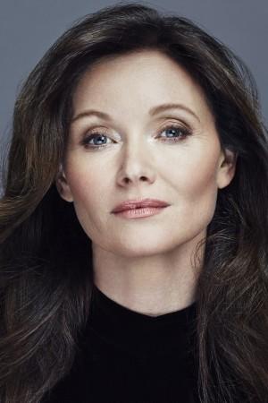 Picture of Essie Davis