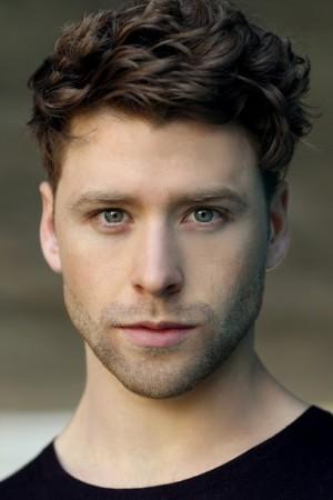 Picture of Mitch Hewer