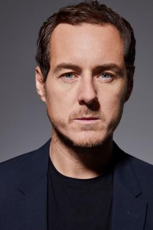 Picture of Andrew Knott