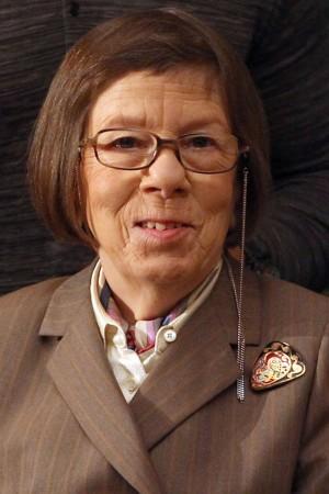 Picture of Linda Hunt
