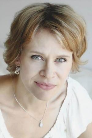 Picture of Lisa Ryder