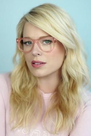 Picture of Amanda de Cadenet