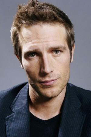 Picture of Michael Vartan