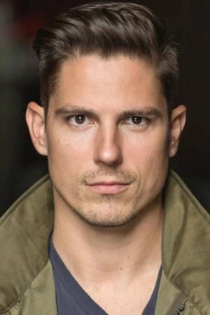 Picture of Sean Faris
