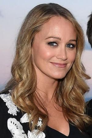 Picture of Christine Taylor