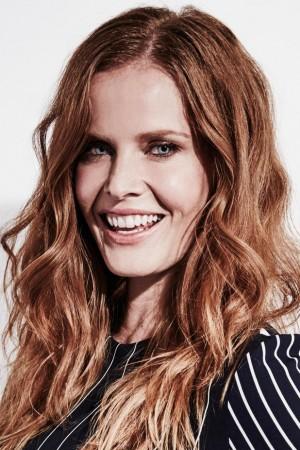 Picture of Rebecca Mader