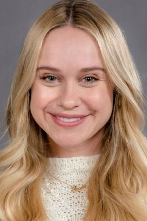 Picture of Becca Tobin