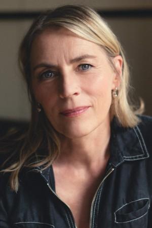 Picture of Saskia Reeves