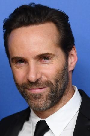 Picture of Alessandro Nivola