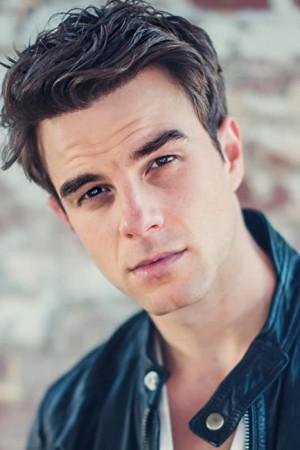 Picture of Nathaniel Buzolic