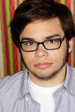Picture of Charlie Saxton