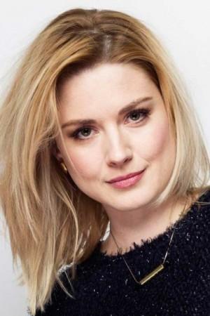 Picture of Alexandra Breckenridge