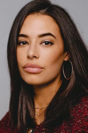 Picture of Chloe Bridges