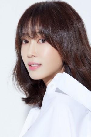 Picture of Kang Ye-won