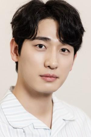 Picture of Yoon Bak