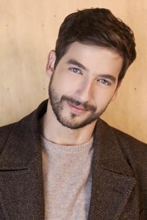 Picture of Carlos Torres