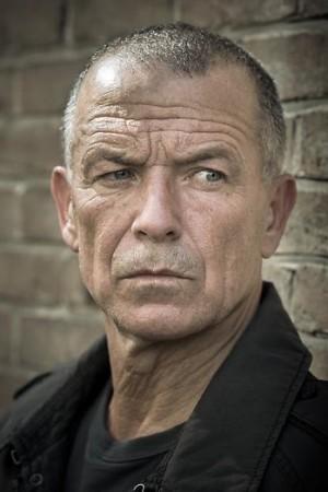 Picture of Raymond Thiry