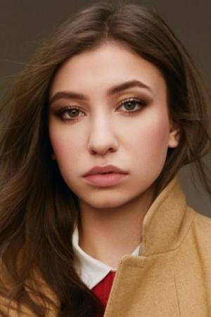 Picture of Katelyn Nacon