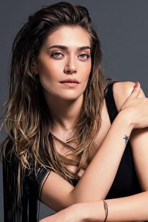 Picture of Öznur Serçeler