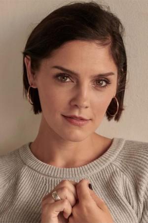 Picture of Annabel Scholey