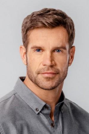 Picture of Stephen Huszar