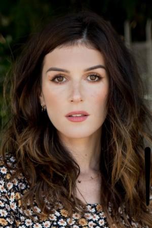 Picture of Shenae Grimes-Beech