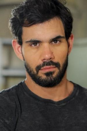 Picture of Juliano Cazarré