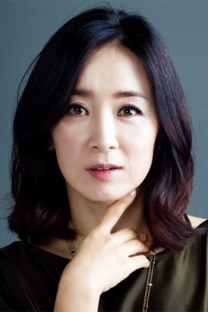 Picture of Yoon Yoo-sun