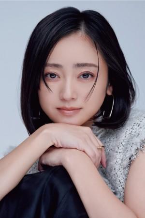 Picture of Yumi Adachi