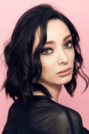Picture of Emma Dumont
