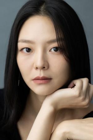 Picture of Esom