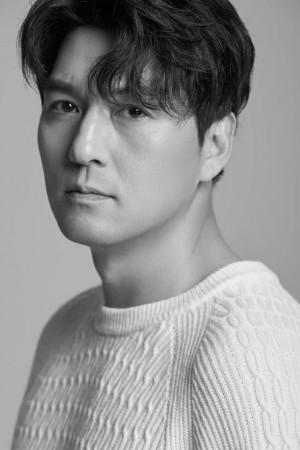 Picture of Lee Pil-mo