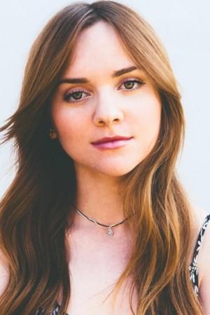 Picture of Tara Lynne Barr