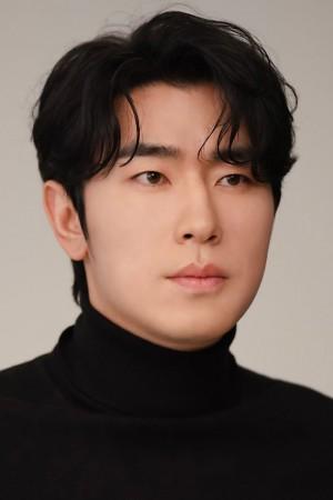 Picture of Lee Si-Eon