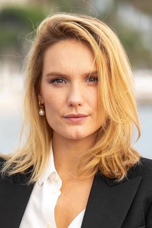 Picture of Ana Girardot