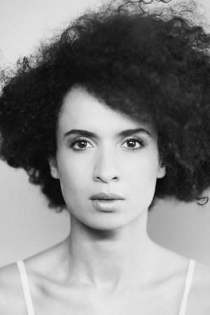Picture of Amelle Chahbi