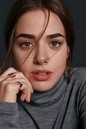 Picture of Bensu Soral