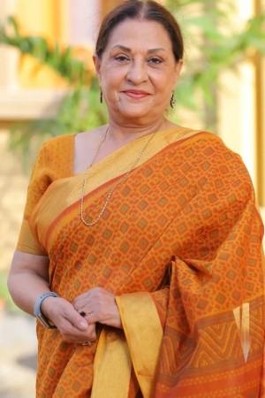 Picture of Samina Ahmad